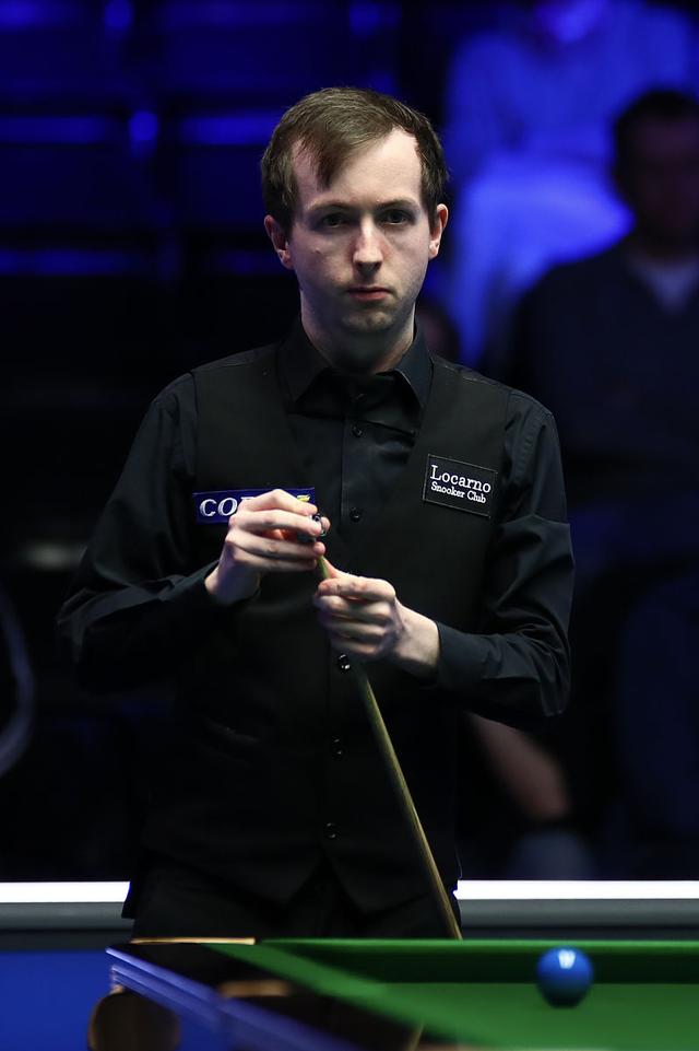 相比之下 相比之下