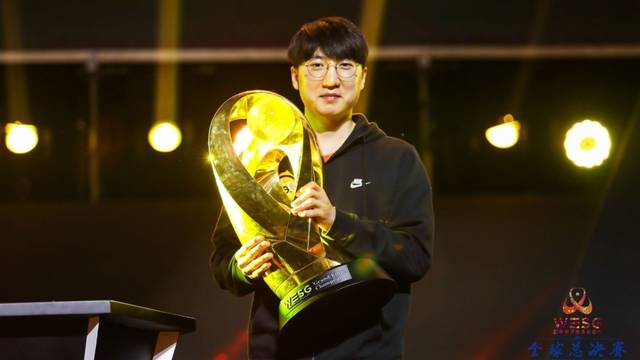 安保之下 安保之下