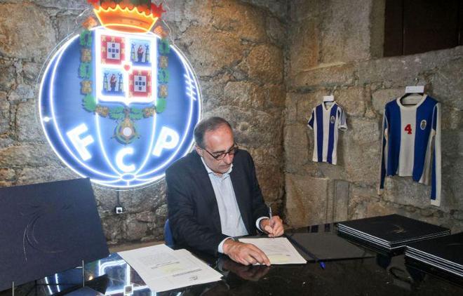 之名放弃基 之名放弃基