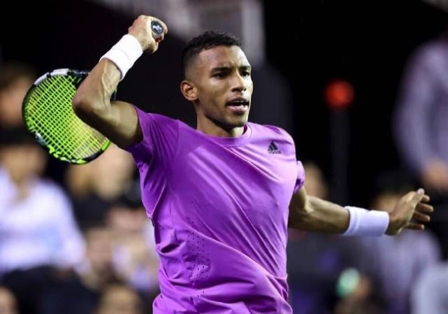 在对方半场 在对方半场